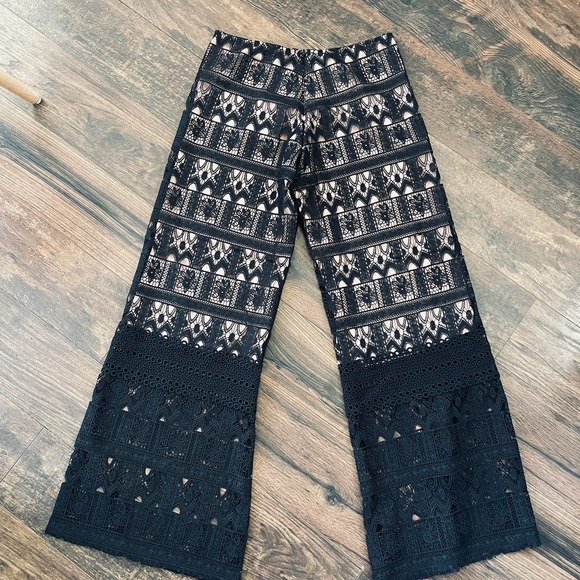 NWT Alexis Lukas Lace Dress Pants Medium 8 10 Guipere Wide Leg Black High Rise - Picture 7 of 7